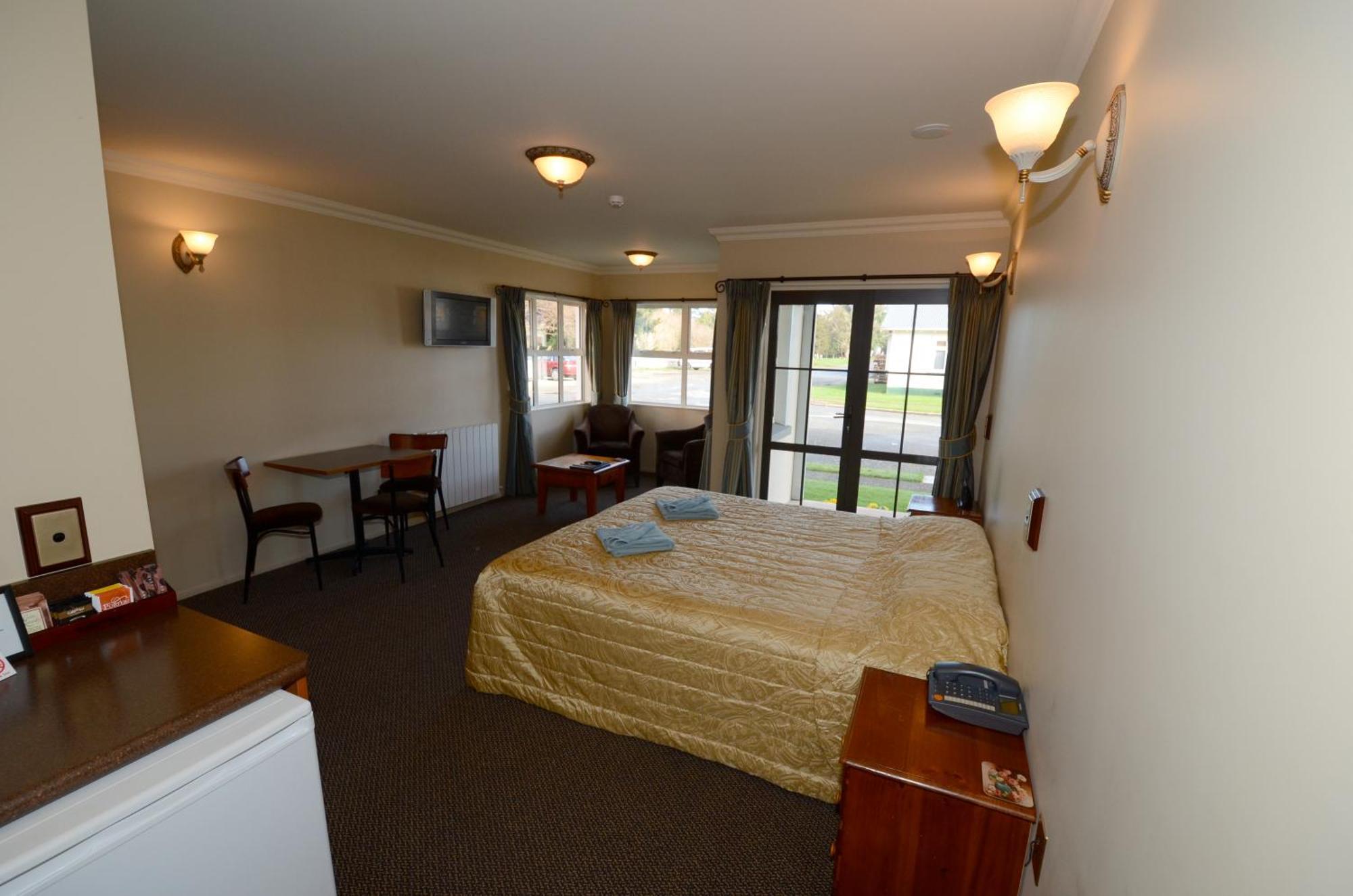 Lantern Court Motel Reefton Exterior photo