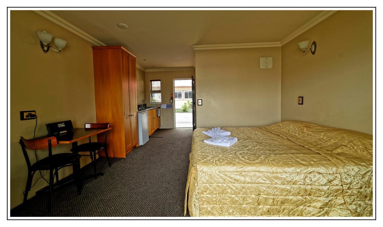 Lantern Court Motel Reefton Exterior photo