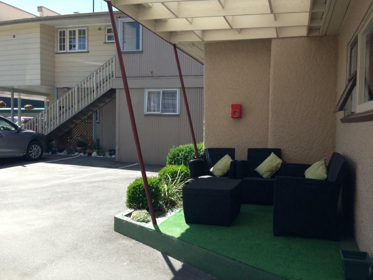 Lantern Court Motel Reefton Exterior photo